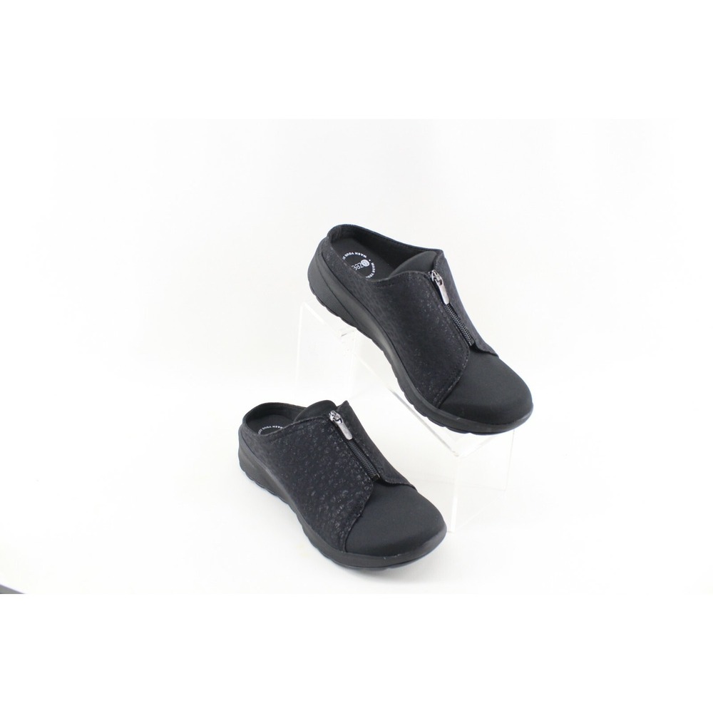 BZEES Glossy Black Washable Zip Front Slip-On Mule Women's 8 W US